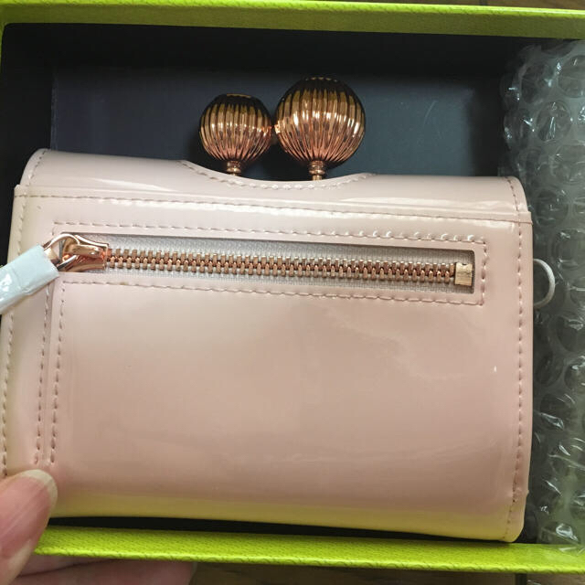 TED BAKER(テッドベイカー)のTED BAKER二つ折り財布 レディースのファッション小物(財布)の商品写真