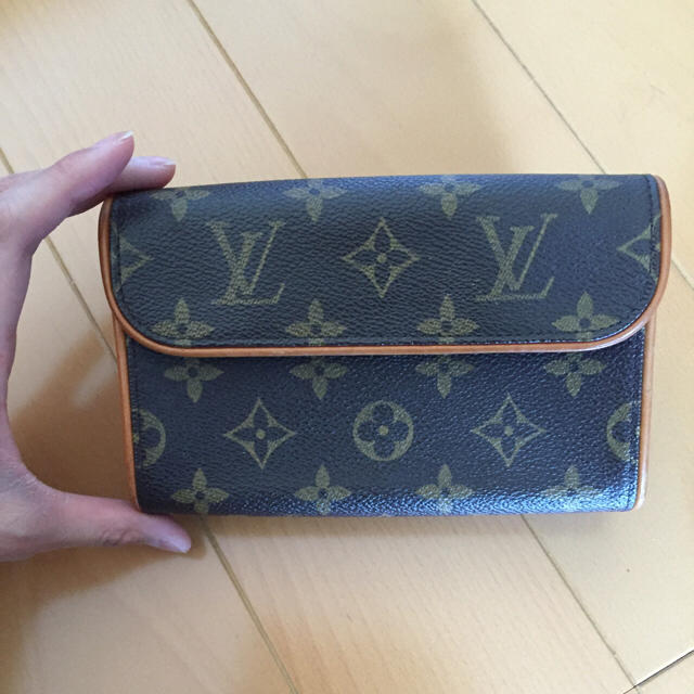 LOUIS VUITTON(ルイヴィトン)のルイヴィトン    フロランティーヌ レディースのバッグ(ボディバッグ/ウエストポーチ)の商品写真