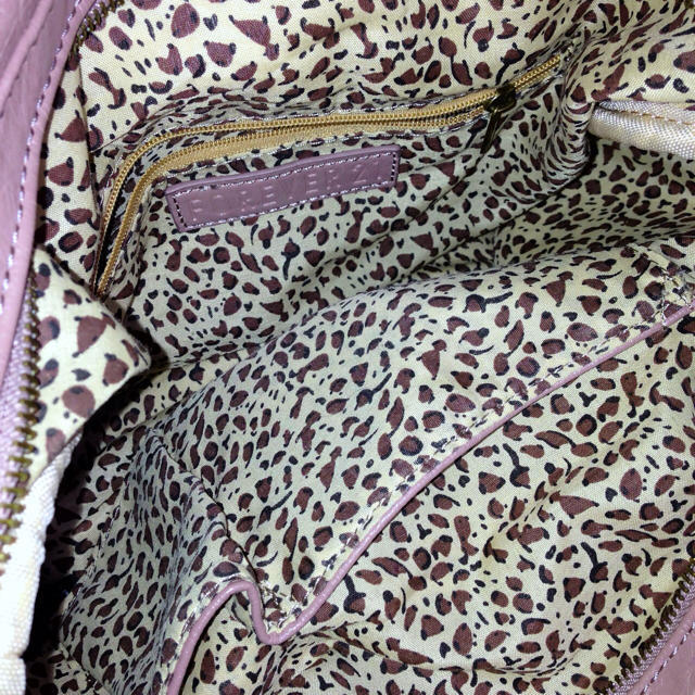 FOREVER 21(フォーエバートゥエンティーワン)のFOREVER21♡ピンクバッグ レディースのバッグ(ボストンバッグ)の商品写真