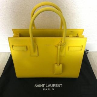 SAINT LAURENT(バッグ ・ イエロー/黄色系)のフリマアイテム一覧 SAINT LAURENT(バッグ ・ イエロー/黄色系)のフリマアイテム一覧