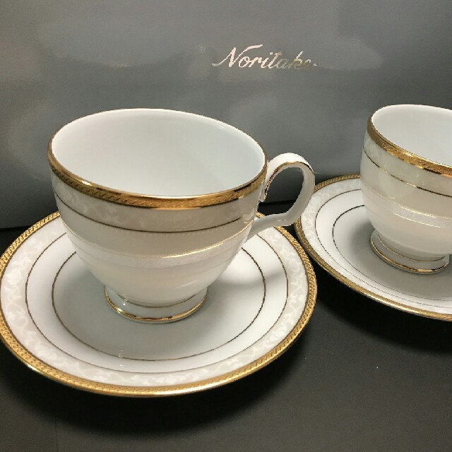 Noritake(ノリタケ)のノリタケ　ハンプシャーゴールド　ティー・コーヒー碗皿ペアセット インテリア/住まい/日用品のキッチン/食器(食器)の商品写真