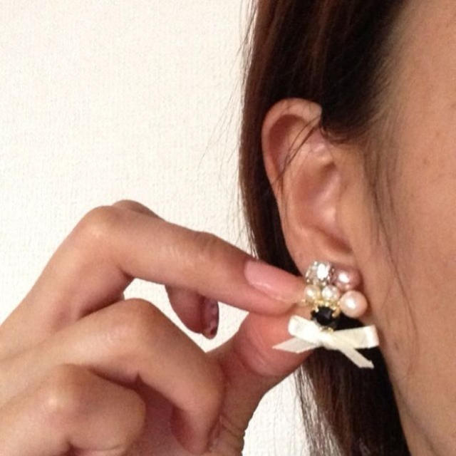 ピンクパール×ホワイトリボン＊ レディースのアクセサリー(ピアス)の商品写真