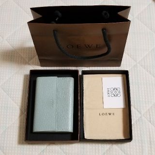 ロエベ(LOEWE)のロエベ 二つ折り財布 ライトグリーン(財布)