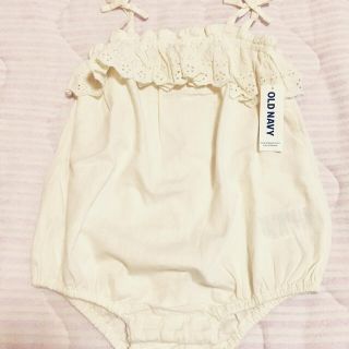 オールドネイビー(Old Navy)のold navy フリルとリボンがかわいいロンパース‼︎‼︎‼(ロンパース)