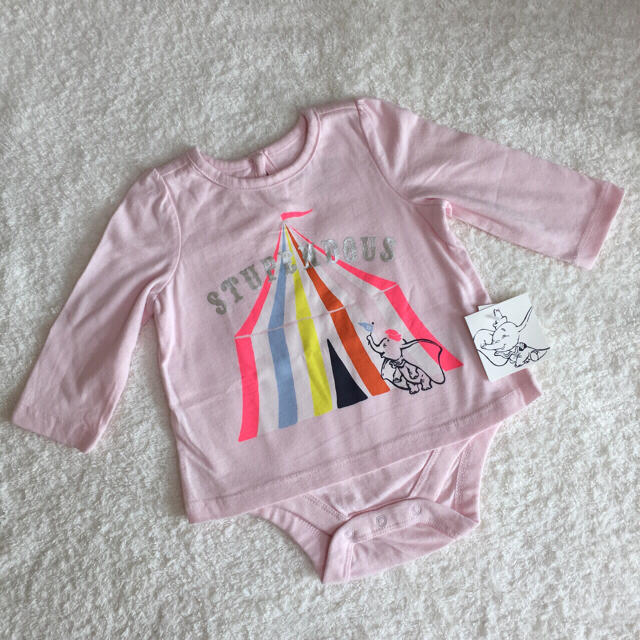 babyGAP(ベビーギャップ)の《半額》新品 babygap♡ ディズニー ダンボ ロンパース 60 キッズ/ベビー/マタニティのベビー服(~85cm)(ロンパース)の商品写真