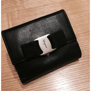 フェラガモ(Ferragamo)の二つ折り財布(折り財布)