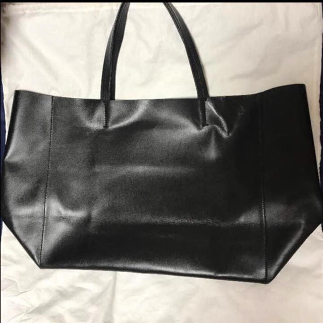 celine - セリーヌ ホリゾンタル カバ ブラック 正規品の通販 by YYY celine - セリーヌ ホリゾンタル カバ ブラック 正規品の通販 by YYY