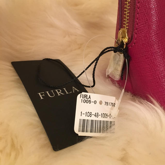 FURLA ポーチ