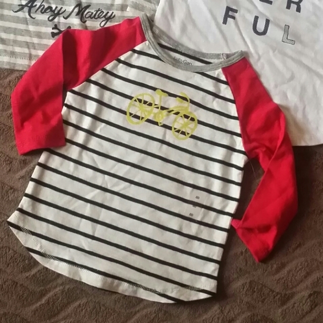 babyGAP(ベビーギャップ)のbabyGAP ロンTセット レディースのトップス(Tシャツ(長袖/七分))の商品写真