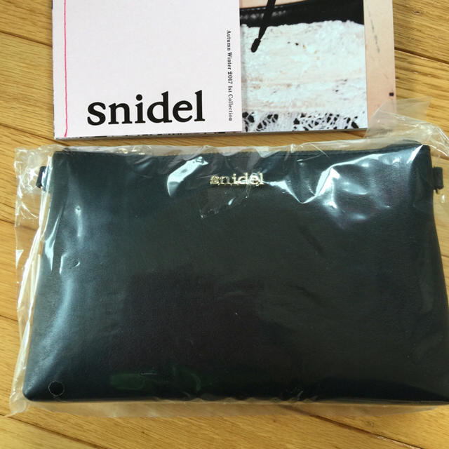 SNIDEL(スナイデル)のさき様専用❤️新品  未使用☆スナイデル   ノベルティーショルダーバッグ エンタメ/ホビーのコレクション(ノベルティグッズ)の商品写真