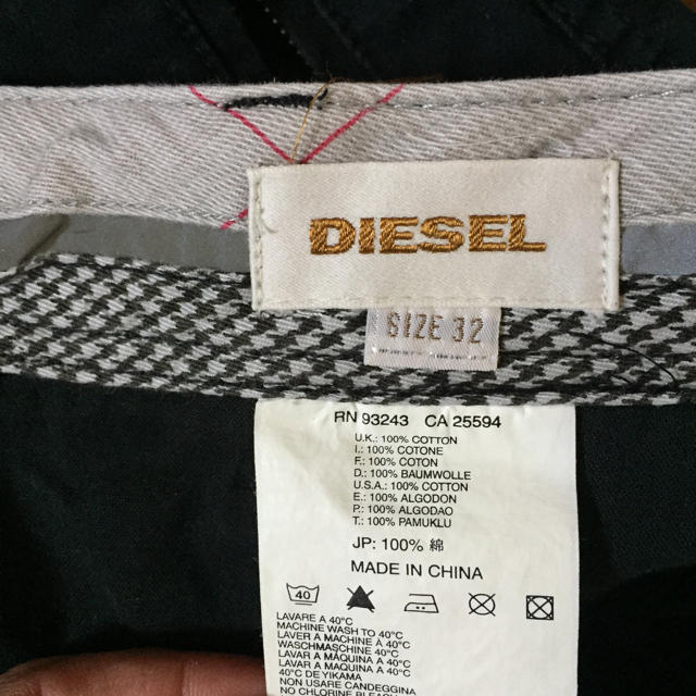 DIESEL(ディーゼル)のディーゼル  黒  カーゴ  スキニー メンズのパンツ(ワークパンツ/カーゴパンツ)の商品写真