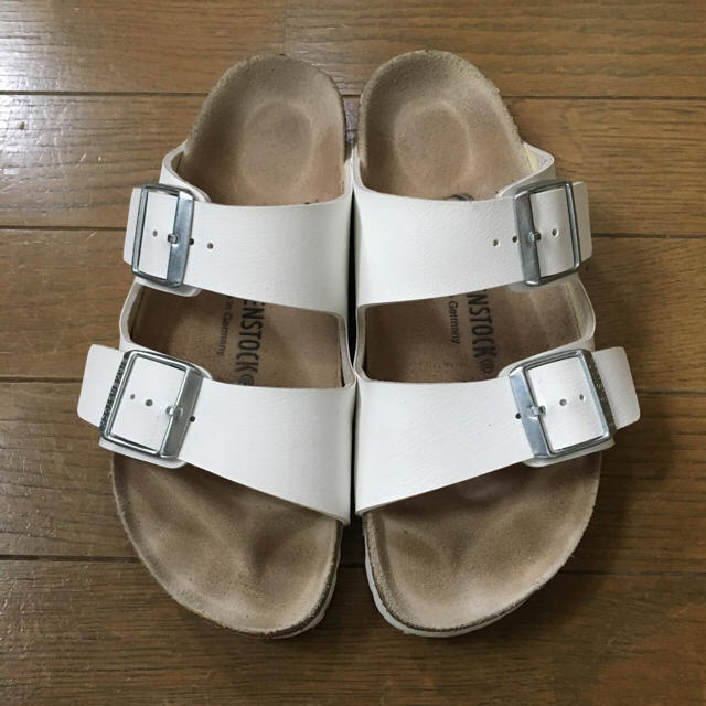 BIRKENSTOCK(ビルケンシュトック)のbirkenstock Arizona レディースの靴/シューズ(サンダル)の商品写真