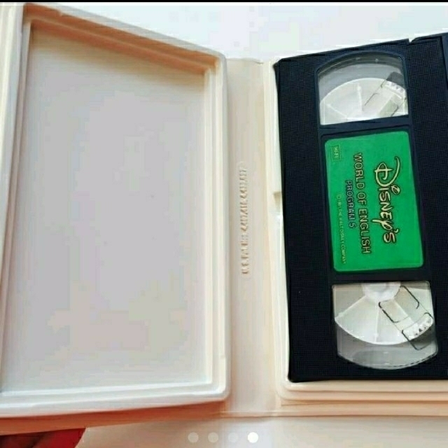 Disney(ディズニー)のきりん様専用　ディズニー ワールドオブイングリッシュ　VHS エンタメ/ホビーのDVD/ブルーレイ(キッズ/ファミリー)の商品写真