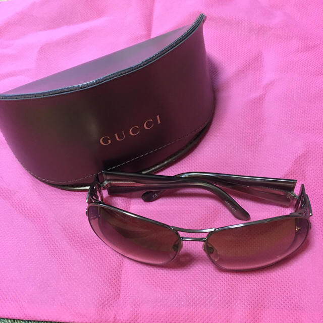 Gucci(グッチ)のGUCCI サングラス レディースのファッション小物(サングラス/メガネ)の商品写真