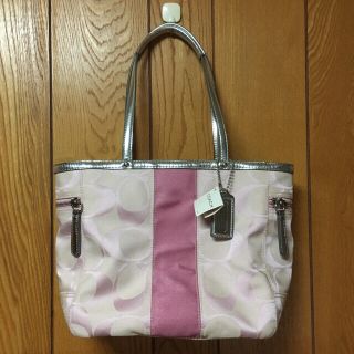 コーチ(COACH)のきらら。様専用！！未使用！★COACH★ ピンクショルダーバック(ショルダーバッグ)