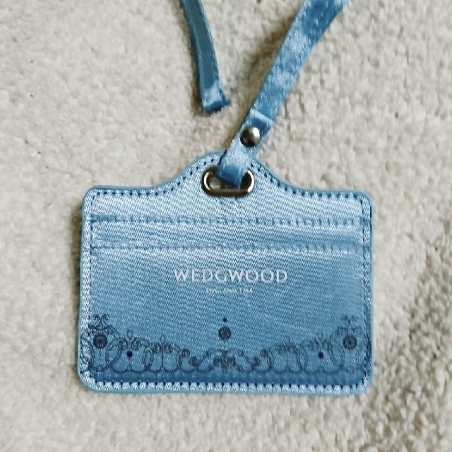 WEDGWOOD(ウェッジウッド)の新品☆ストラップ付きカードケース レディースのファッション小物(名刺入れ/定期入れ)の商品写真