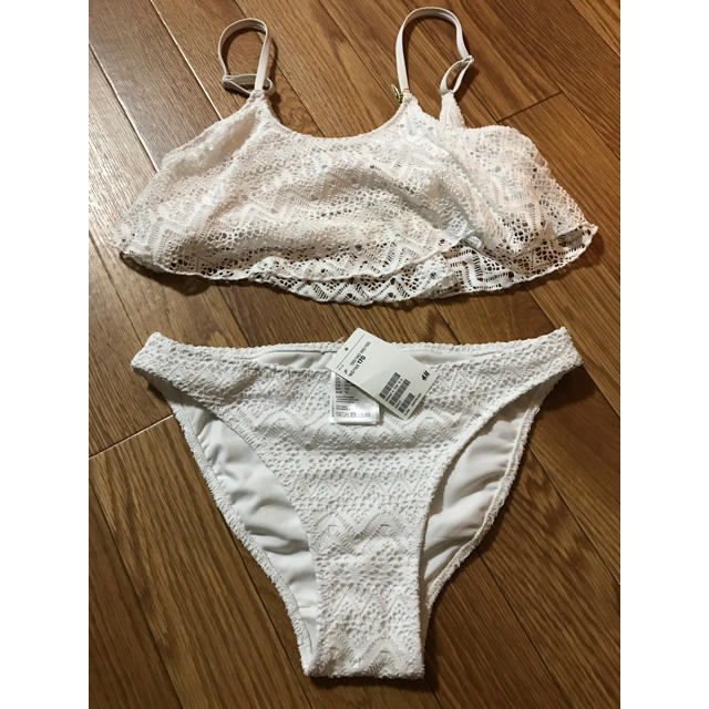 H&M(エイチアンドエム)の白 ビキニ キッズ/ベビー/マタニティのキッズ服女の子用(90cm~)(水着)の商品写真