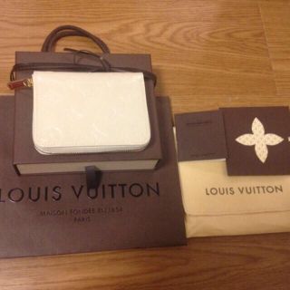 ルイヴィトン(LOUIS VUITTON)の正規品✳︎新品ジッピーコインケース(財布)