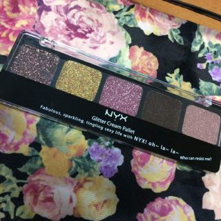 エヌワイエックス(NYX)の『新品未使用』NYXグリッタークリームパレット(アイシャドウ)