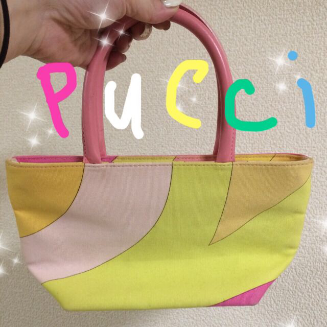 EMILIO PUCCI(エミリオプッチ)のエミリオプッチ☆ミニバッグ☆送料込 レディースのバッグ(ハンドバッグ)の商品写真