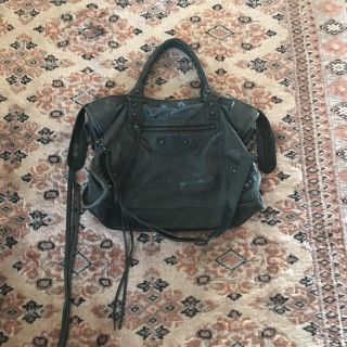 バレンシアガバッグ(BALENCIAGA BAG)のBALENCIAGA👜(ショルダーバッグ)