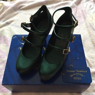 ヴィヴィアンウエストウッド(Vivienne Westwood)のお値下げ✨ヴィヴィアンウエストウッドアングロマニアメリッサ パンプス グリーン(ハイヒール/パンプス)