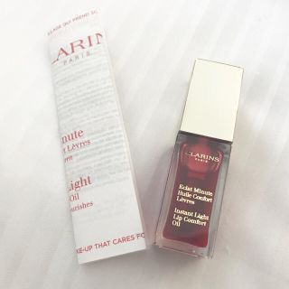 クラランス(CLARINS)のクラランス コンフォートリップオイル 03レッドベリー(リップグロス)