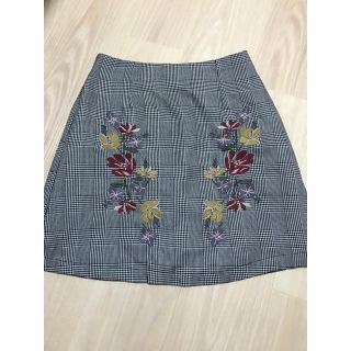 ワンアフターアナザーナイスクラップ(one after another NICE CLAUP)のone after another NICE CLAUP 刺繍台形スカート(ミニスカート)