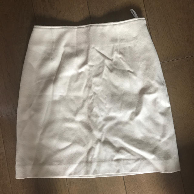 PROFILE(プロフィール)のベージュスカート レディースのスカート(ミニスカート)の商品写真