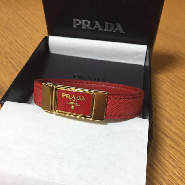 新品♡Prada プラダ 新作ブレスレット レッド Sサイズ | www.mairie