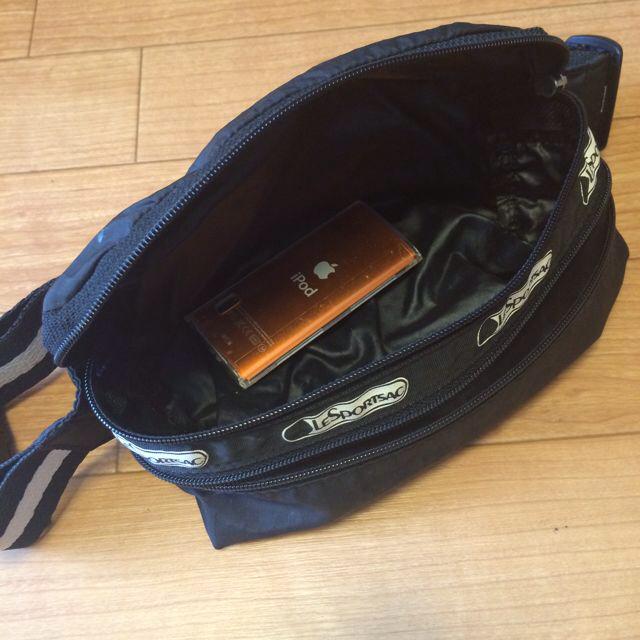 LeSportsac(レスポートサック)のレスポ ウエストポーチ *送料込 レディースのバッグ(ボディバッグ/ウエストポーチ)の商品写真