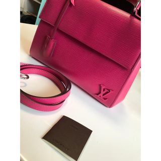 ルイヴィトン(LOUIS VUITTON)のLouis Vuitton*☆エピ*☆ ✨マロン様専用✨ (ハンドバッグ)