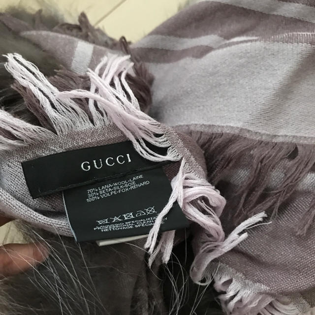 Gucci(グッチ)のGUCCI ファー ストール 新品 メンズのファッション小物(ストール)の商品写真