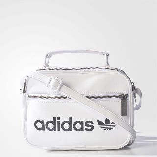 アディダス(adidas)の白【新品/即日発送OK】adidas オリジナルス ミニ AIRL ビンテージ(メッセンジャーバッグ)