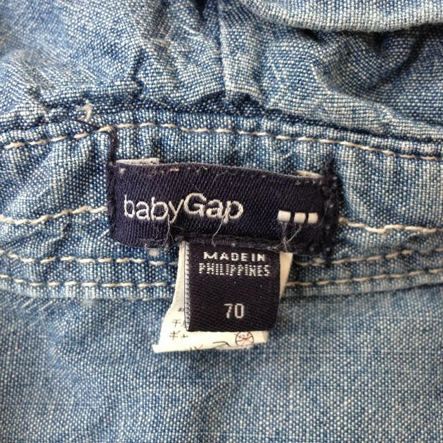 babyGAP(ベビーギャップ)のhiju様>デニム風シャツ キッズ/ベビー/マタニティのキッズ服男の子用(90cm~)(その他)の商品写真