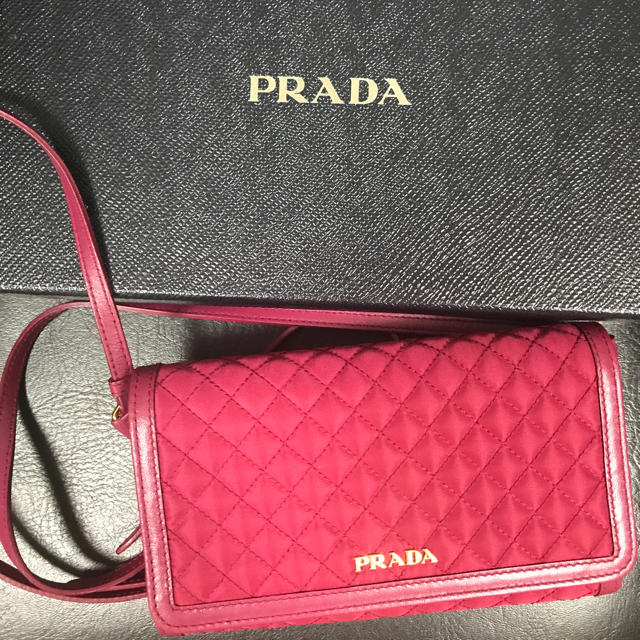 PRADA(プラダ)のPRADA♡ウォレット2way レディースのファッション小物(財布)の商品写真