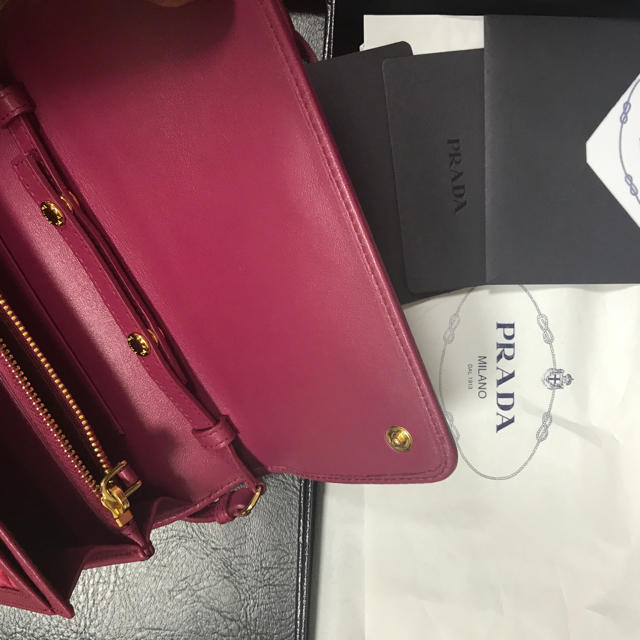 PRADA - PRADA♡ウォレット2wayの通販 by shop|プラダならラクマ PRADA - PRADA♡ウォレット2wayの通販 by shop|プラダならラクマ