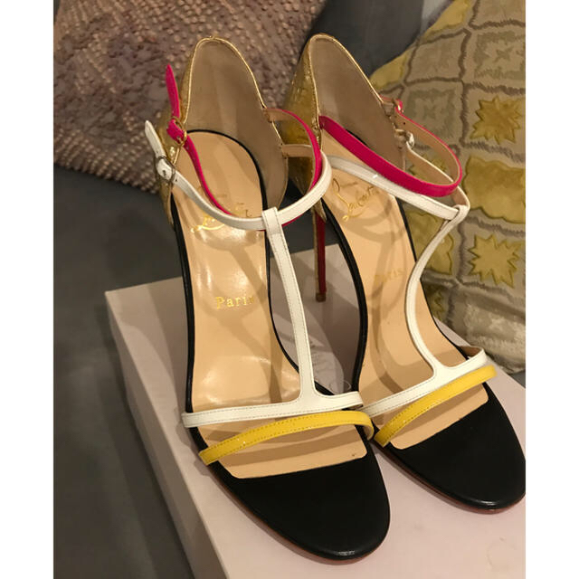 Christian Louboutin(クリスチャンルブタン)のChristian Louboutin ルブタン サンダル39 新品未着用✨ レディースの靴/シューズ(ハイヒール/パンプス)の商品写真