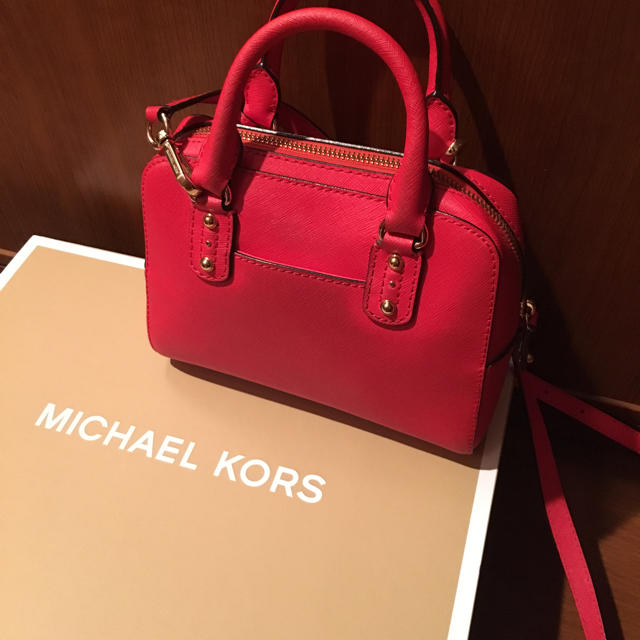 Michael Kors(マイケルコース)のマイケルコース 2wayバッグ レッド 朱赤 オレンジ レディースのバッグ(ショルダーバッグ)の商品写真