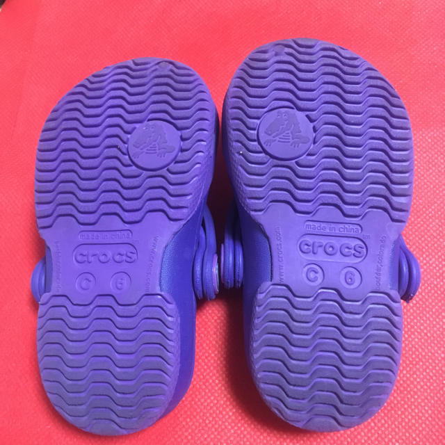 crocs(クロックス)のがちゃ様専用 キッズ/ベビー/マタニティのベビー靴/シューズ(~14cm)(サンダル)の商品写真