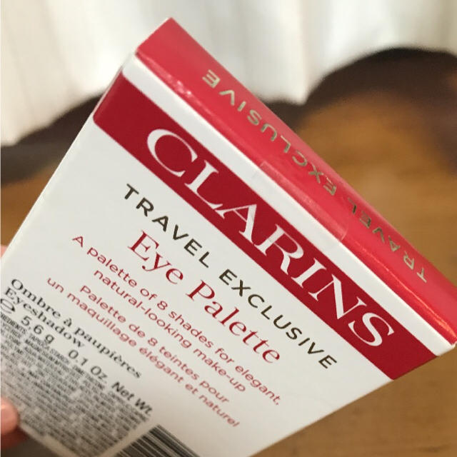 CLARINS(クラランス)の8色のCLARINS のトラベルアイシャドウ🎨 コスメ/美容のベースメイク/化粧品(アイシャドウ)の商品写真