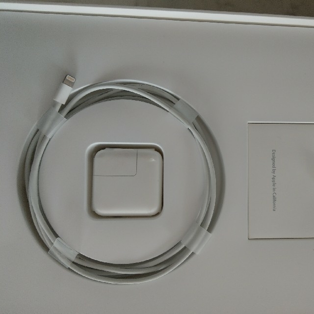 Apple(アップル)の早い者勝ち!!iPadPro 12.9インチ 128GB Wi-Fiモデル スマホ/家電/カメラのPC/タブレット(タブレット)の商品写真