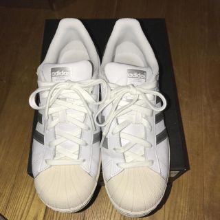 アディダス(adidas)の8/20迄値下げ！送料込⭐️アディダス スーパースター  白✖️シルバー(スニーカー)