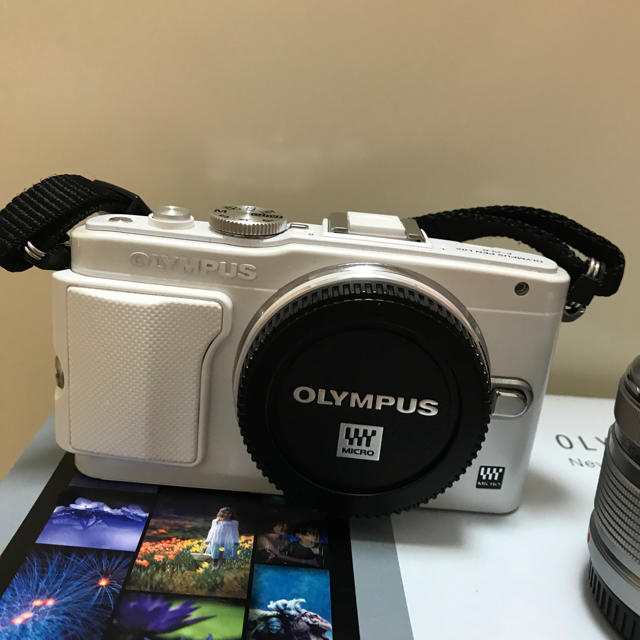 OLYMPUS(オリンパス)のOLYMPUS スマホ/家電/カメラのカメラ(ミラーレス一眼)の商品写真