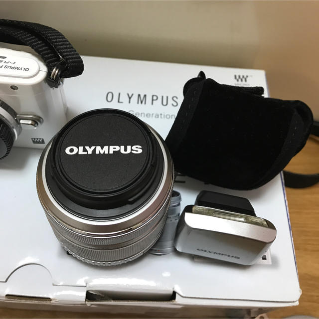OLYMPUS(オリンパス)のOLYMPUS スマホ/家電/カメラのカメラ(ミラーレス一眼)の商品写真