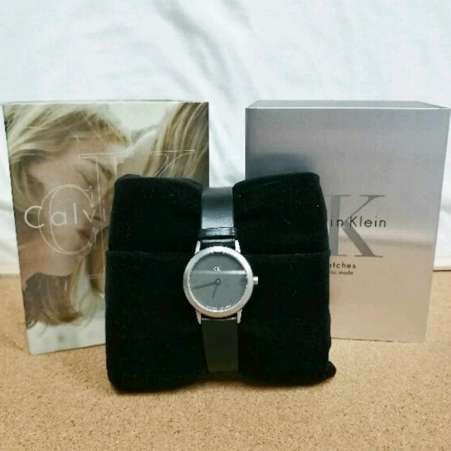 Calvin Klein(カルバンクライン)の新品　Calvin Klein　カルバン・クライン　レディース　レザー レディースのファッション小物(腕時計)の商品写真