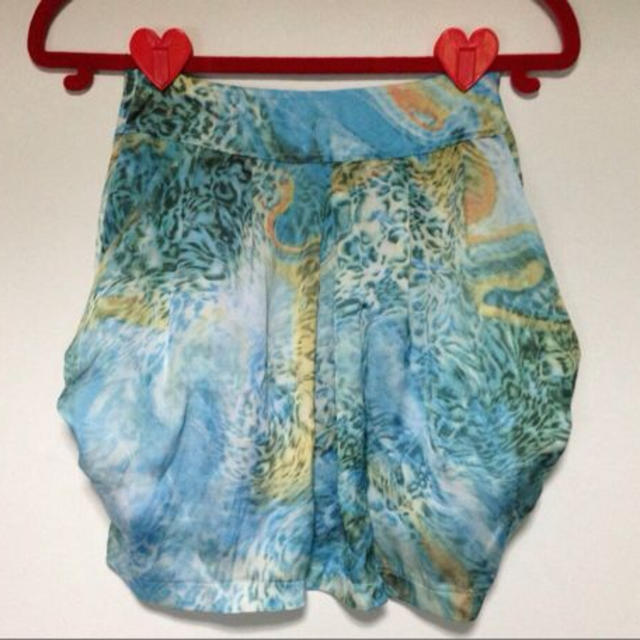 EMODA(エモダ)のEMODAコクーン型スカート レディースのスカート(ひざ丈スカート)の商品写真