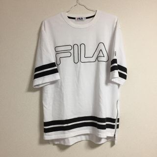 フィラ(FILA)の着画あり!!FILA ライン zip デザイン 半袖Tシャツ(Tシャツ/カットソー(半袖/袖なし))