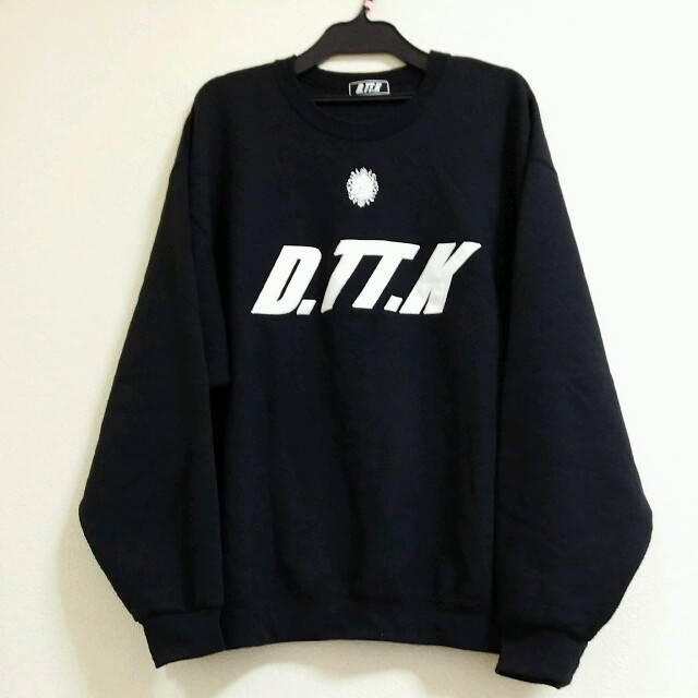 d.tt.k　クリアスウェット