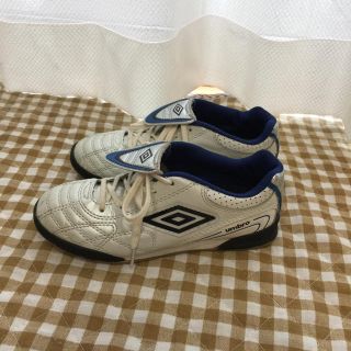 アンブロ(UMBRO)の使用回数極少‼️umbro フットサルシューズ 20cm 体育館シューズ(スニーカー)